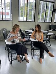 Foto da presidente Júnia Cioffi e da vereadora Marcela Trópia - Foto: Adair Gomez