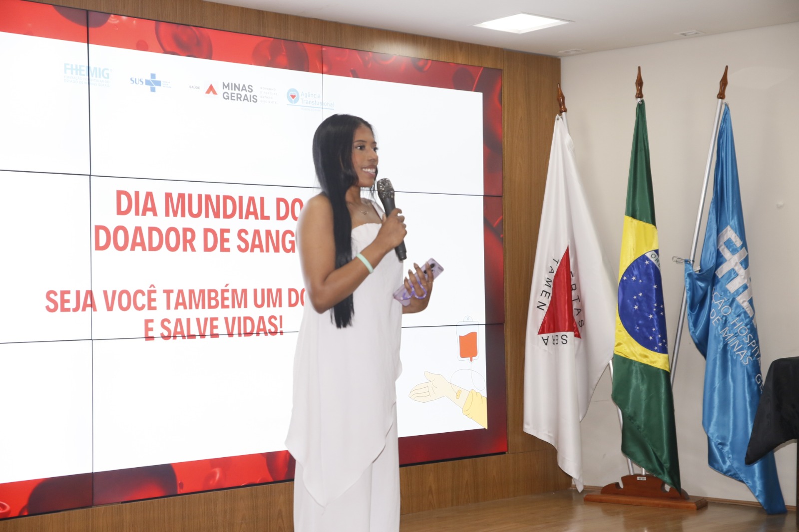 Junho Vermelho: Hemominas participa de evento sobre doação de sangue promovido pela Fhemig